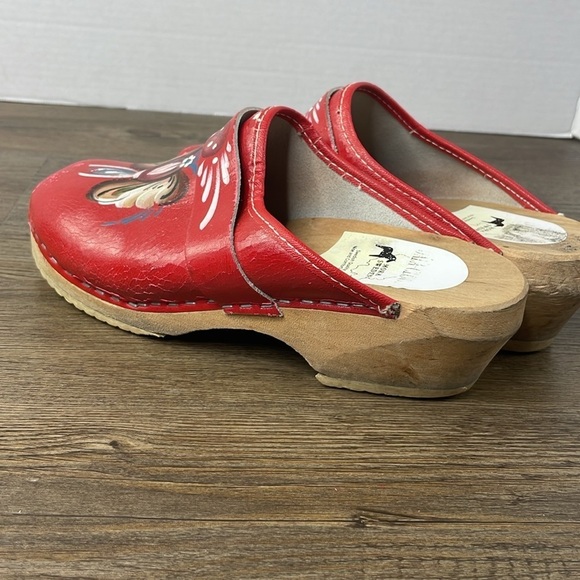 Dala Women’s Red Painted Swedish Clogs, Heidi the Swiss Miss, Scandinavian EU 36 - Picture 8 of 11